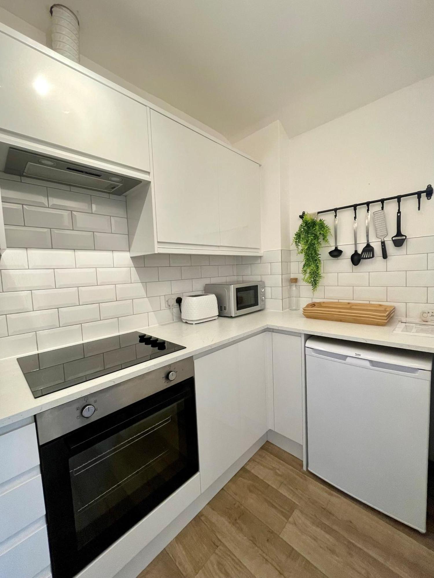 Central, Modern Apartment Bournemouth Exterior photo